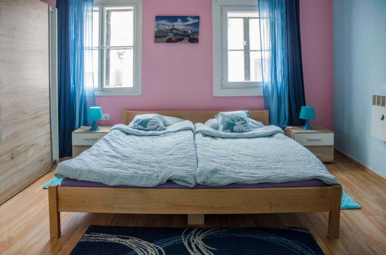 קארלובץ Rooms And Apartment Veral-Ka מראה חיצוני תמונה