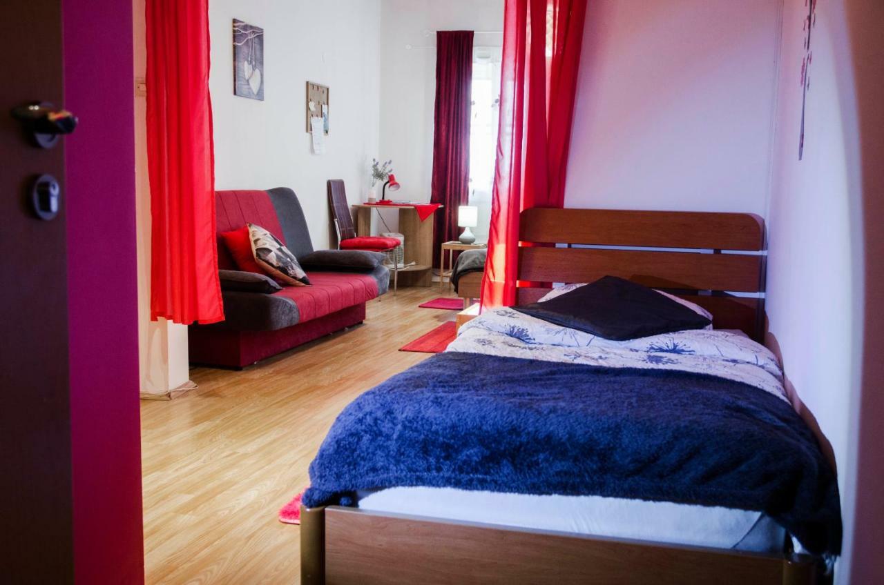 קארלובץ Rooms And Apartment Veral-Ka מראה חיצוני תמונה