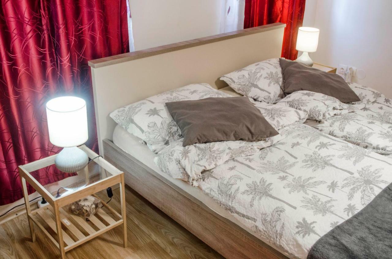 קארלובץ Rooms And Apartment Veral-Ka מראה חיצוני תמונה