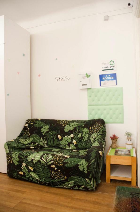 קארלובץ Rooms And Apartment Veral-Ka מראה חיצוני תמונה